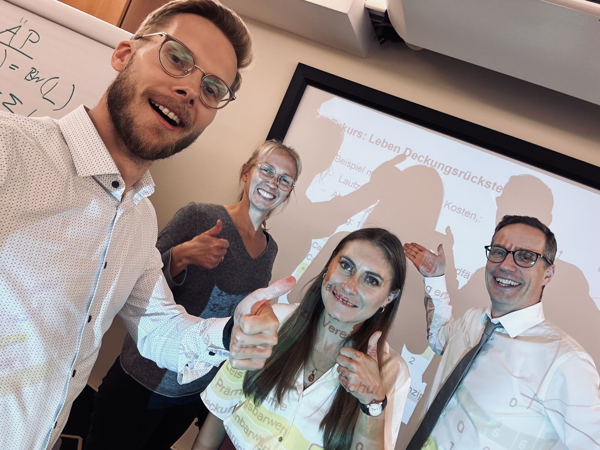 Dr. Holger Bartel, CEO of RealRate, hosted an interesting insurance seminar in Berlin.